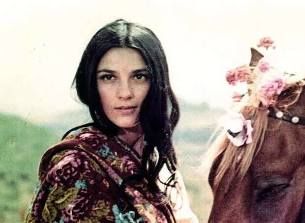 "Табор уходит в небо": трагические судьбы актеров культового фильма