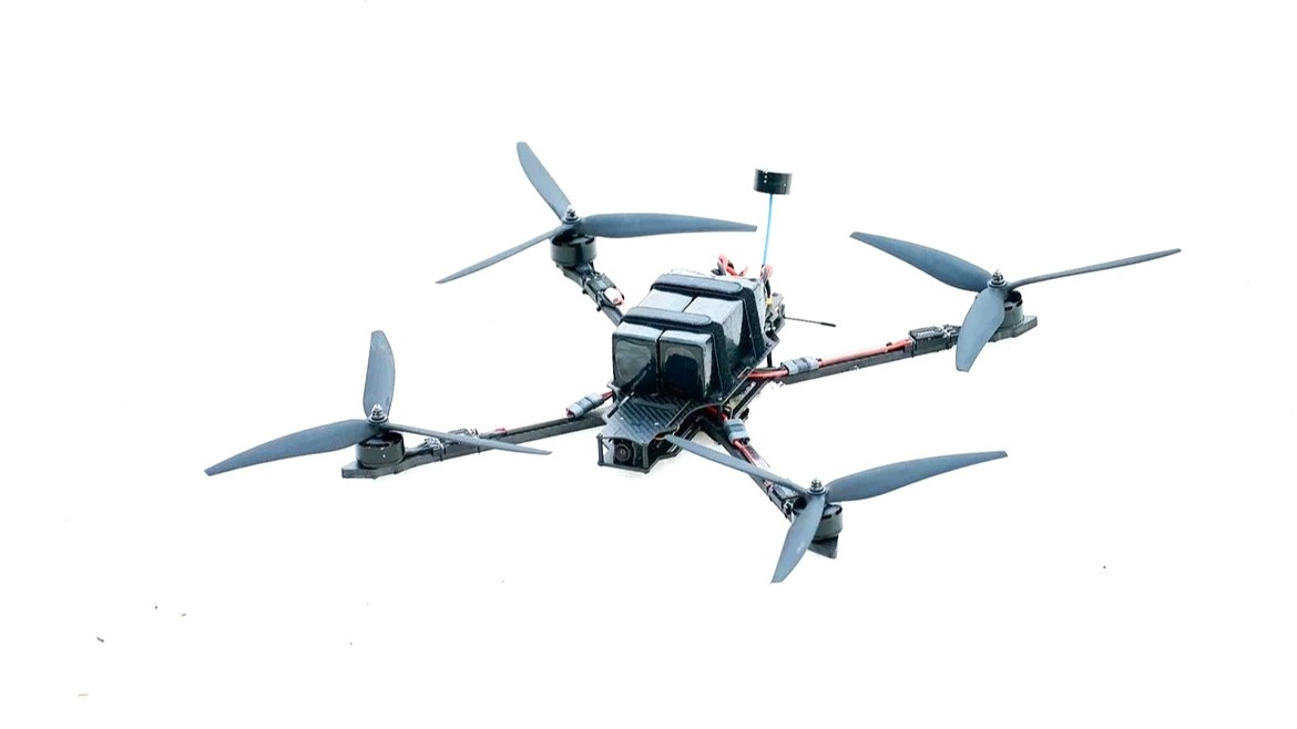    «Ослепляет и дезориентирует»: в Нижневартовске создали уникальный гель для борьбы с дронами