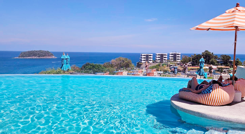 3 стильных отеля Пхукета (Таиланд), куда выгодно ехать в мае. Можно сэкономить до 100 тысяч
