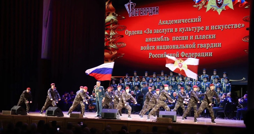 Академический ансамбль песни и пляски Росгвардии выступил в Новосибирске к юбилею ведомства