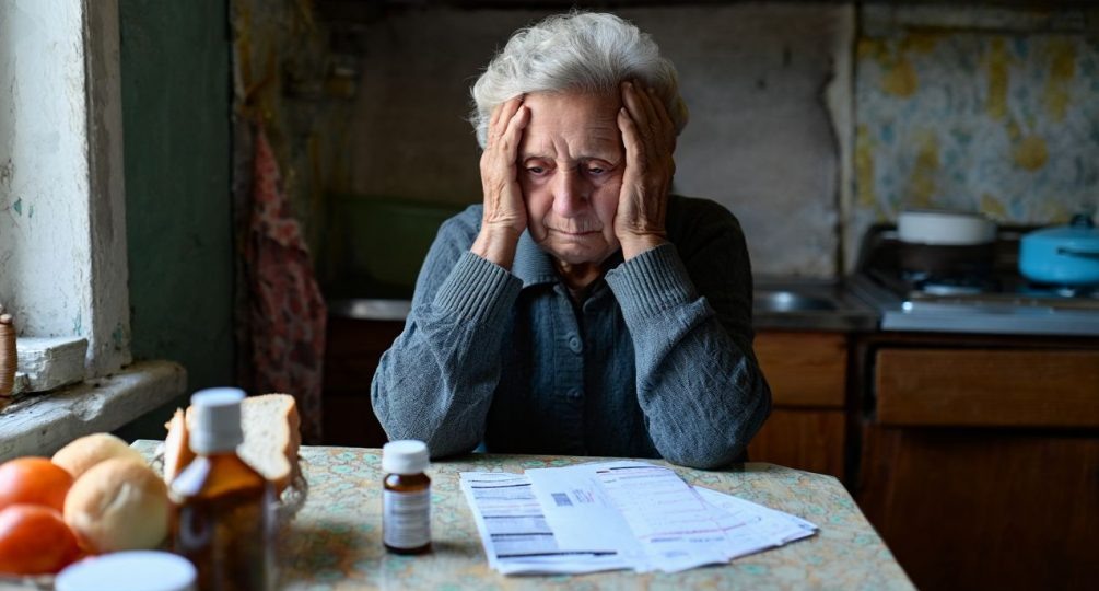 «Ноги бы не протянуть»: уже в 13 регионах РФ средняя пенсия неработающих стала выше 30 тыс. рублей