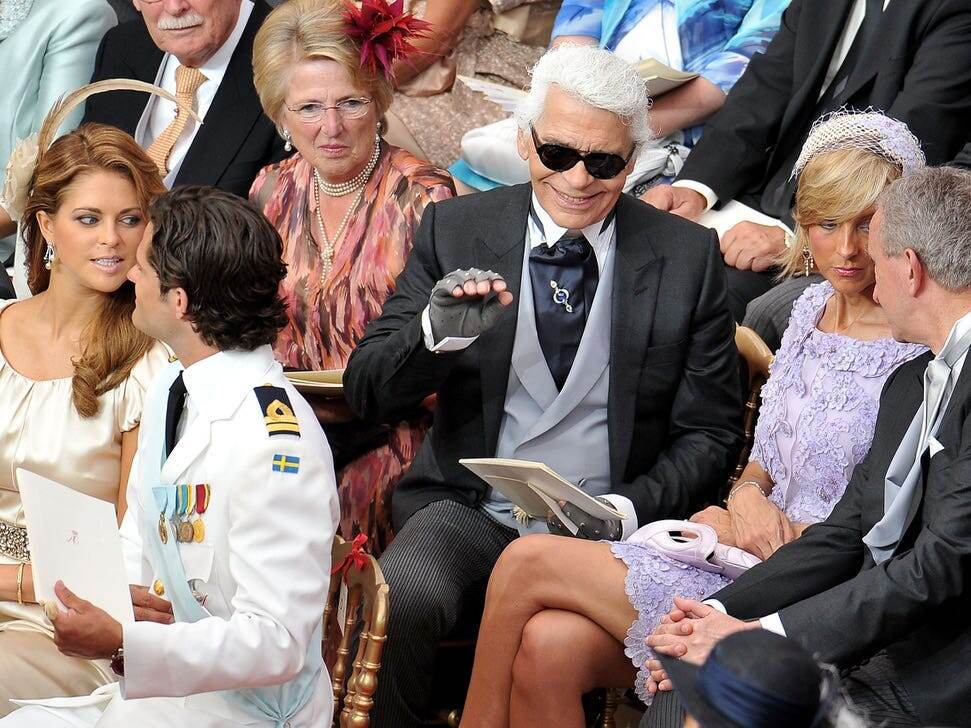 Как отдать всё наследство моделям и партнёрам?