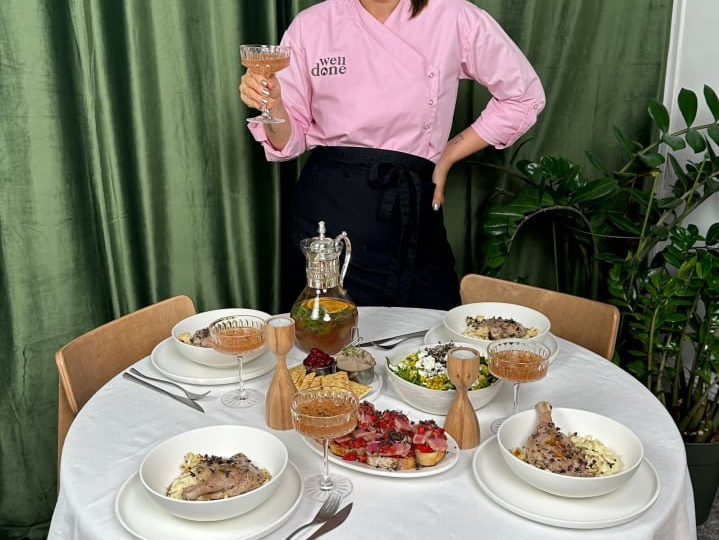 Праздничный стол на 4 человек за 25 минут и 1000 рублей