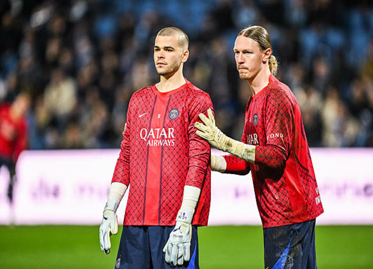     Французский журналист Брюн: Шевалье приходится надеяться только на то, что Сафонов начнет играть плохо