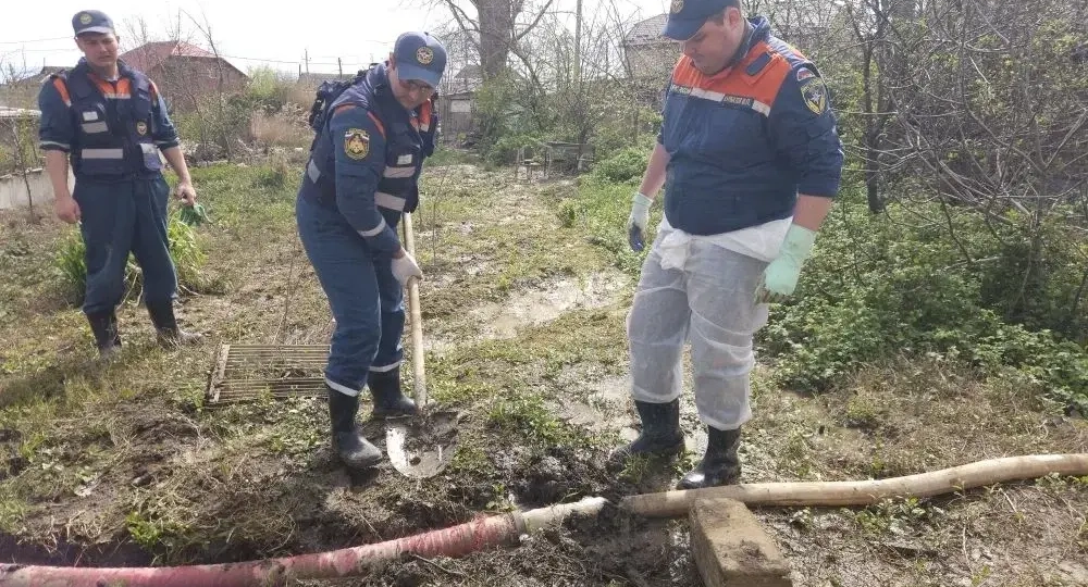 Донские спасатели продолжают работы по ликвидации последствий паводка в Дагестане