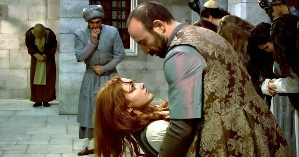 Крик ценою в жизнь: самое страшная правда о Хюррем