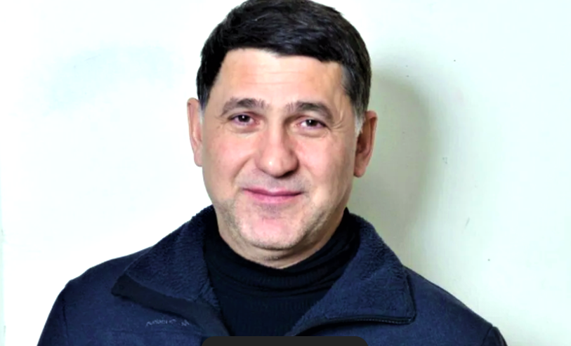 на фото Сергей Пускепалис