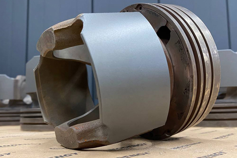 Антифрикционное твердосмазочное покрытие MODENGY 1107 на поршнях двигателя