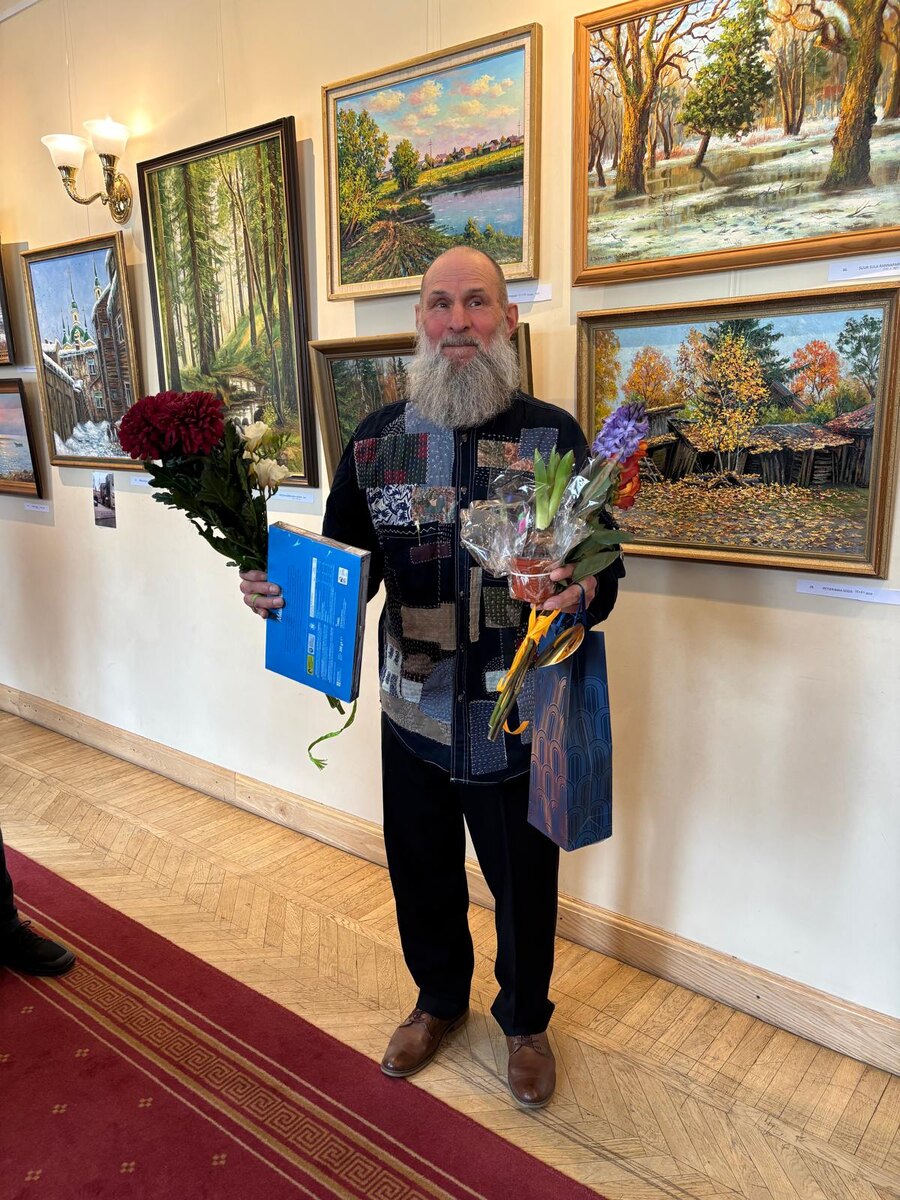 Художник Алексей Ястребов