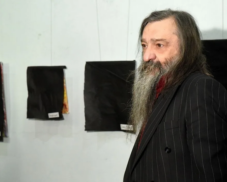     «Больше, чем художник»: Хинштейн прокомментировал присвоение звания Радину