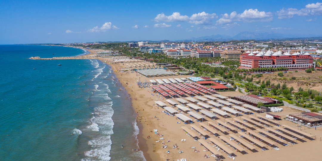 Почему все едут в Сиде: 5 вещей, которые нужно знать об этом турецком курорте