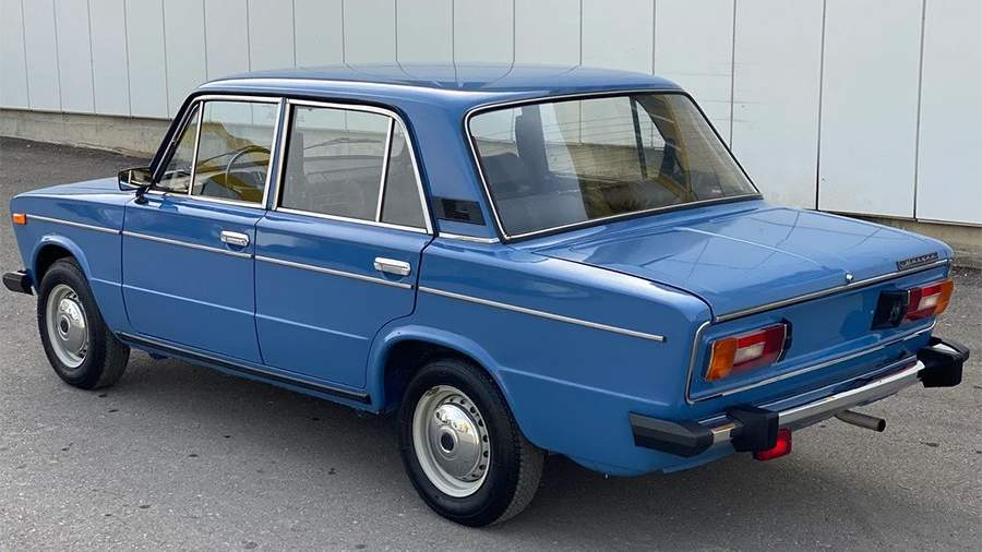 Lada (ВАЗ) 2106 - Вид сзади