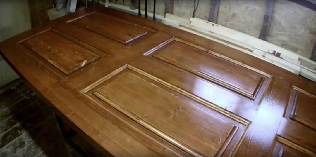 Надежная, клееная дверь из массива дерева быстро и просто