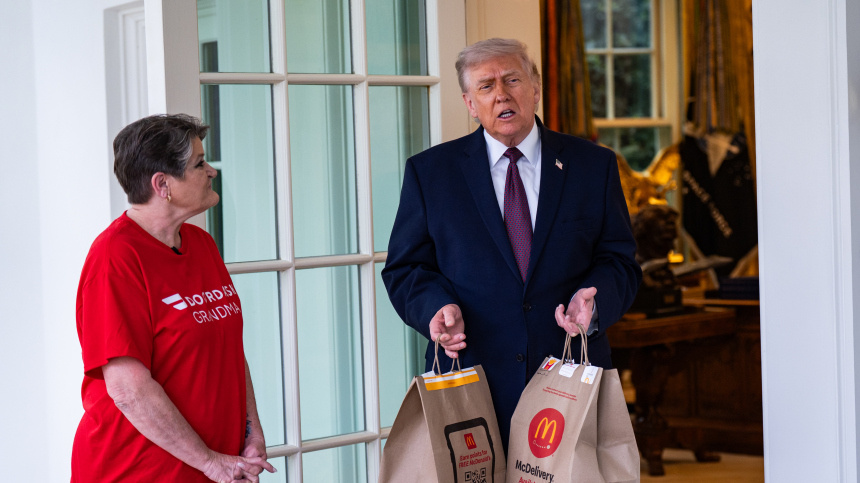    Фото: www.globallookpress.com/Salwan Georges - Pool via CNP