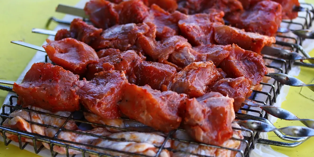 Как выбрать мясо для шашлыка: советы для идеального результата и сочного вкуса