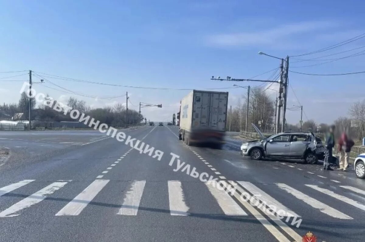    В ДТП на трассе М-2 «Крым» в Тульской области пострадала пассажирка