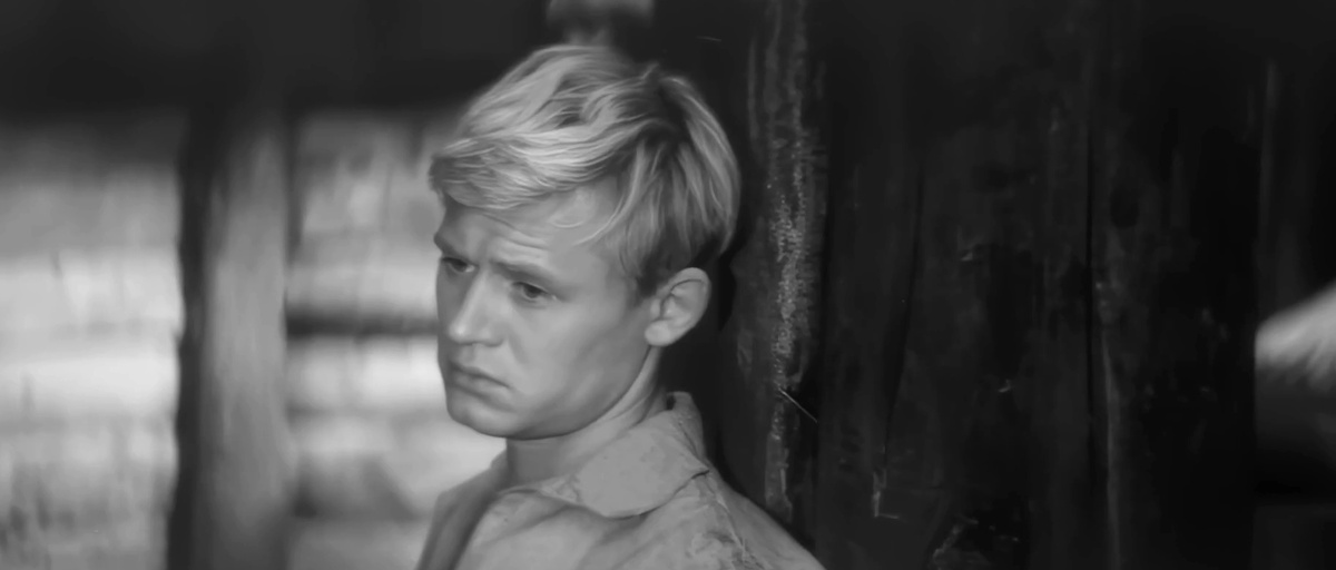 Кадр из кинофильма "Места тут тихие", 1967 г., режиссер Георгий Щукин, сценаристы Григорий Свирский, Георгий Щукин, композитор Владимир Рубин (скриншот)