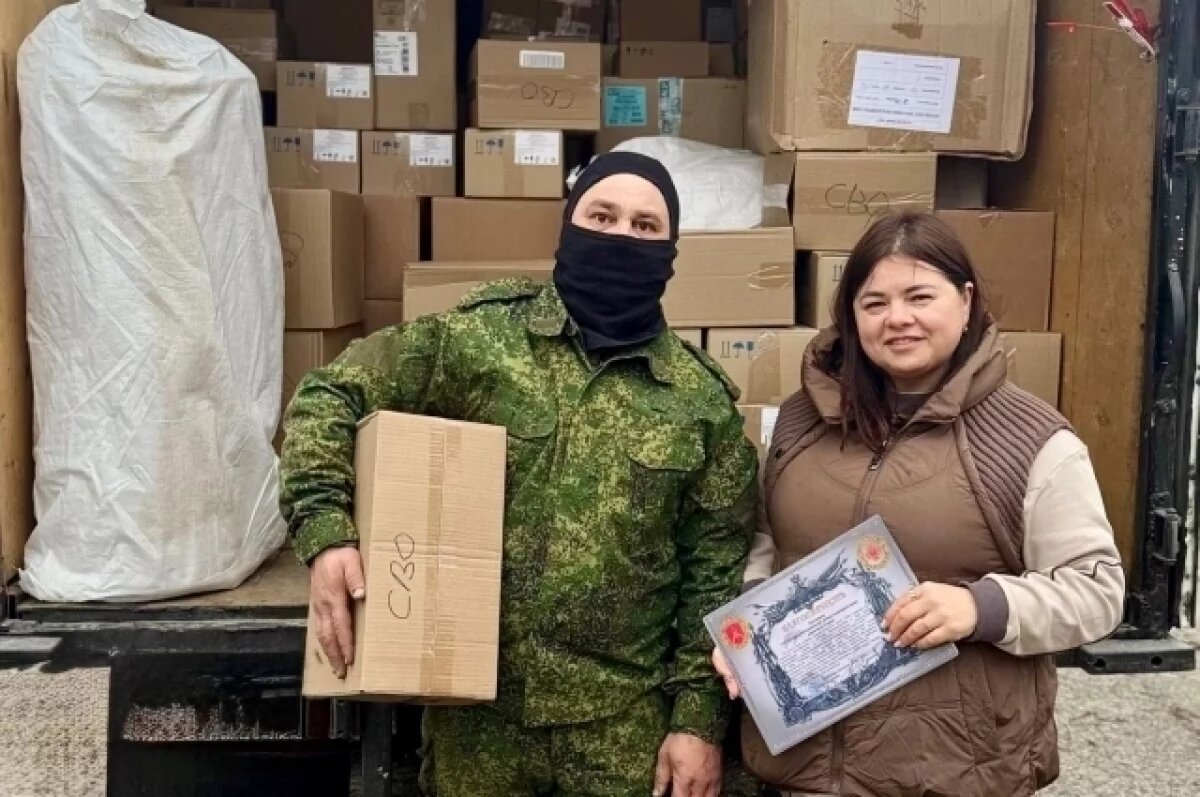    Сотрудники ЦК МСЧ Ульяновска отправили бойцам гуманитарную помощь