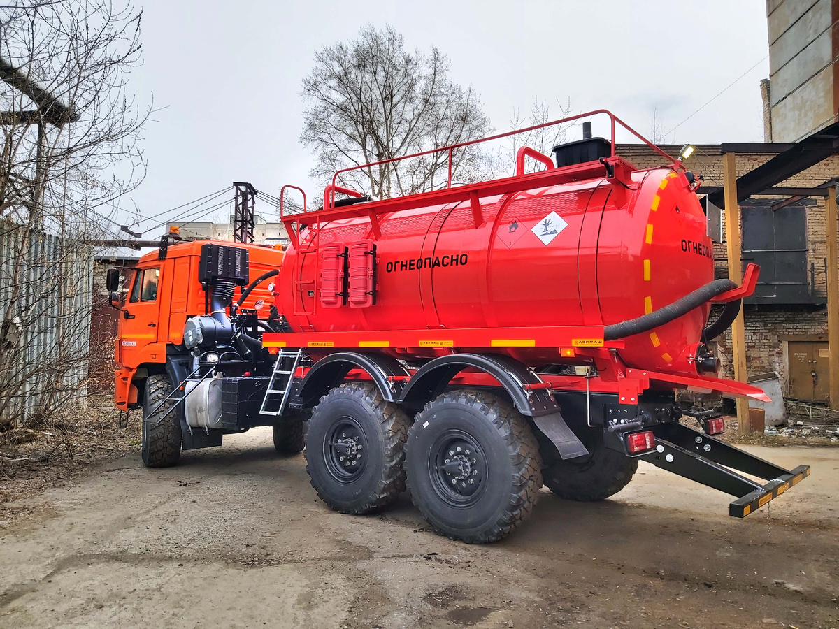 АКН-10м3 на шасси Камаз 43118 агрегат для сбора нефтяного и газового конденсата