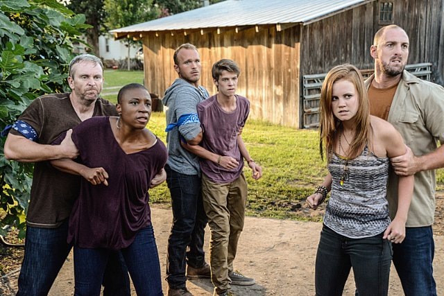 Кадр из фильма Под куполом