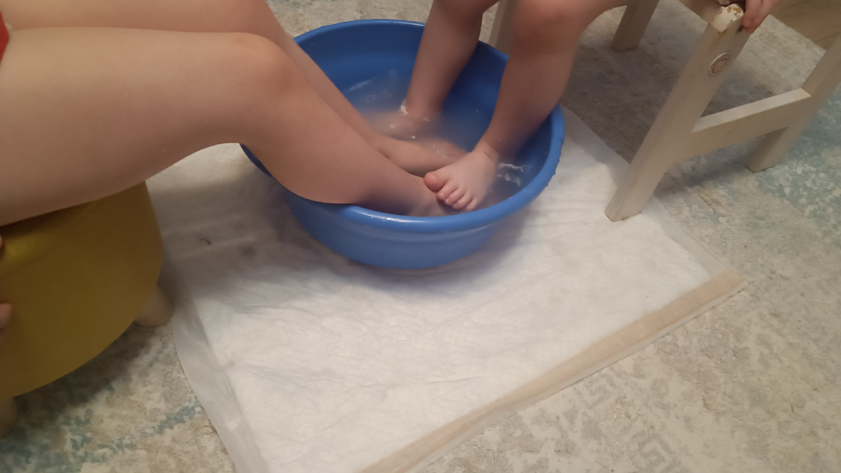 Парим ножки