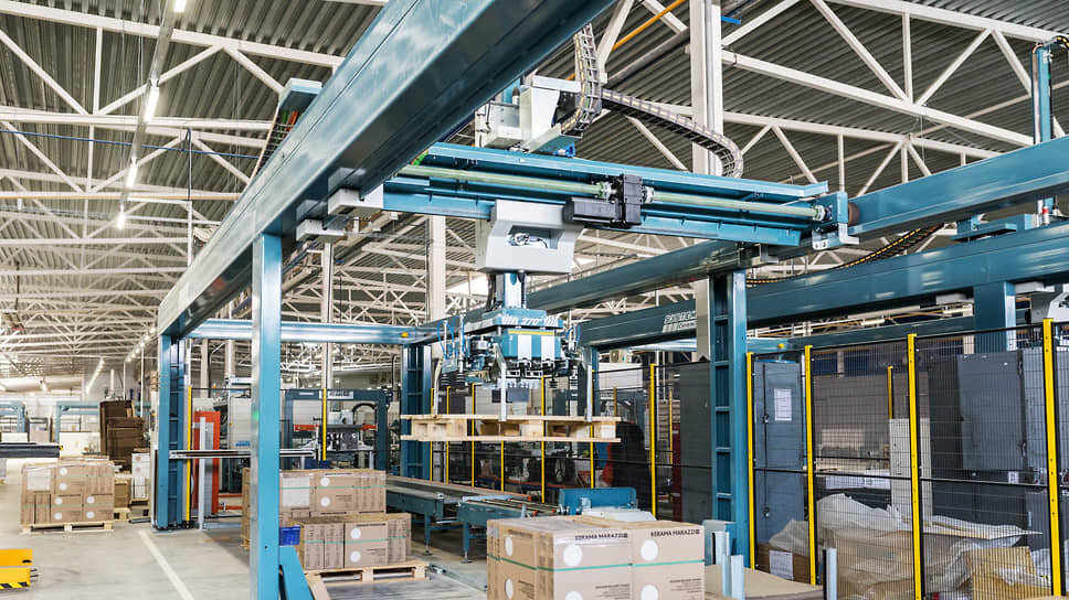 Завод по производству керамической плитки и керамогранита Kerama Marazzi.📷Фото: Олег Харсеев / Коммерсантъ