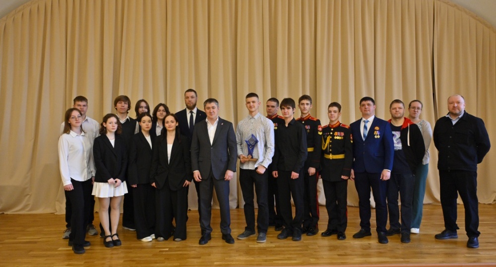 В Перми вручили кубок призерам окружного этапа Интеллектуальной олимпиады ПФО