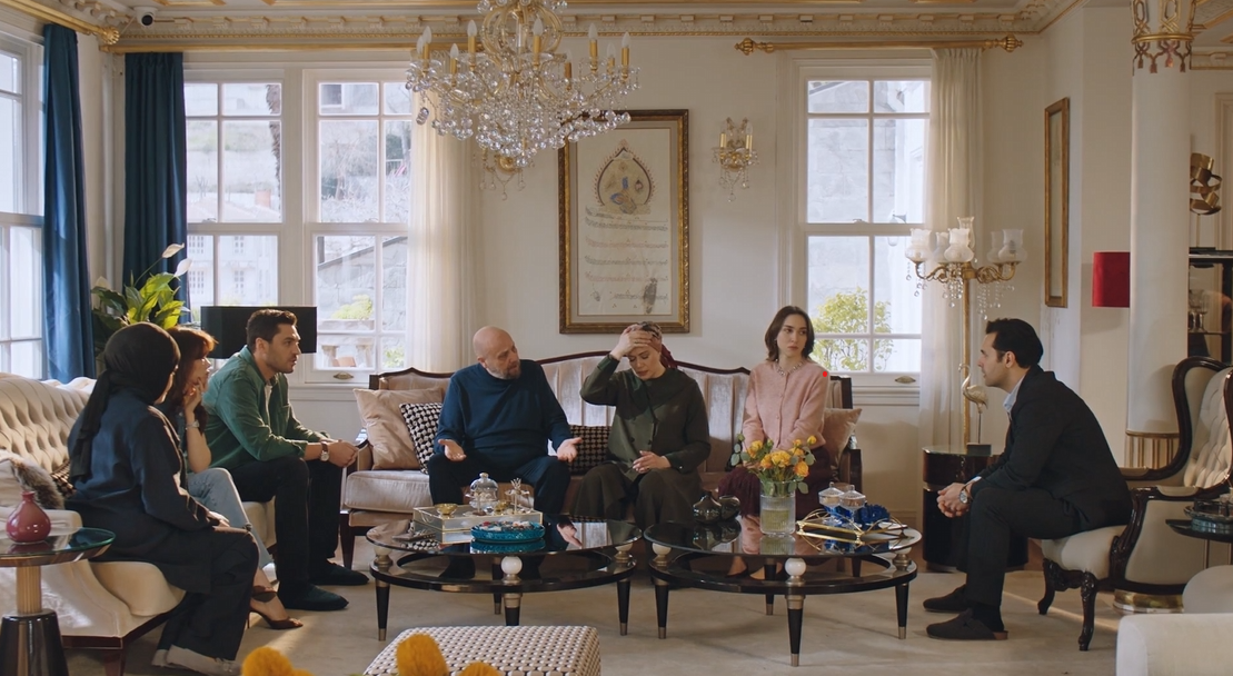 Кадр из сериала "Клюквенный щербет" 4 сезон 28 серия