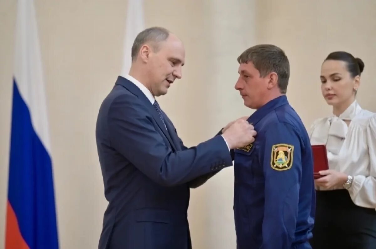    Губернатор Денис Паслер вручил госнаграды выдающимся свердловчанам