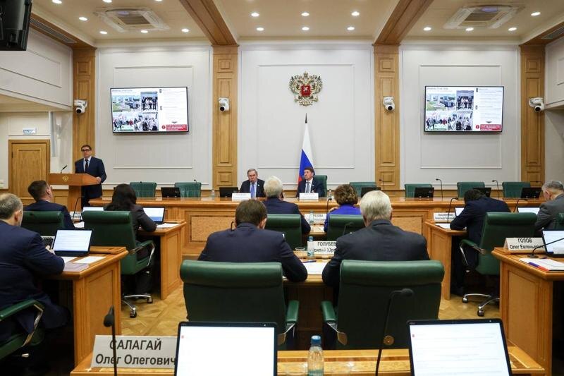    Фото в материале пресс-службы Совета Федерации. Заседание
