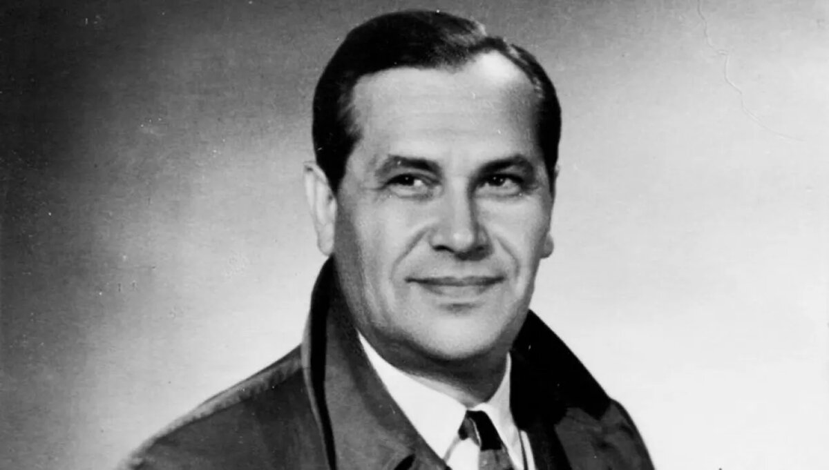 Марк Бернес (1911 - 1969 г)