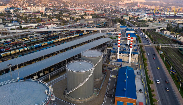    Топливный терминал в Новороссийске / admnvrsk.ru