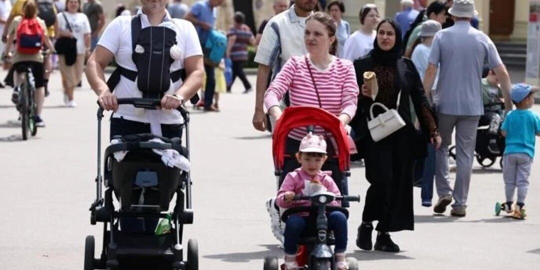 Правительство РФ изменило правила подсчета пенсионного стажа для многодетных родителей