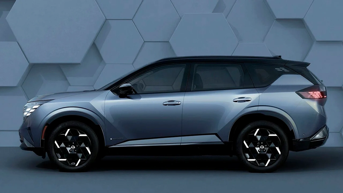    Инженеры стремились улучшить аэродинамику кузова