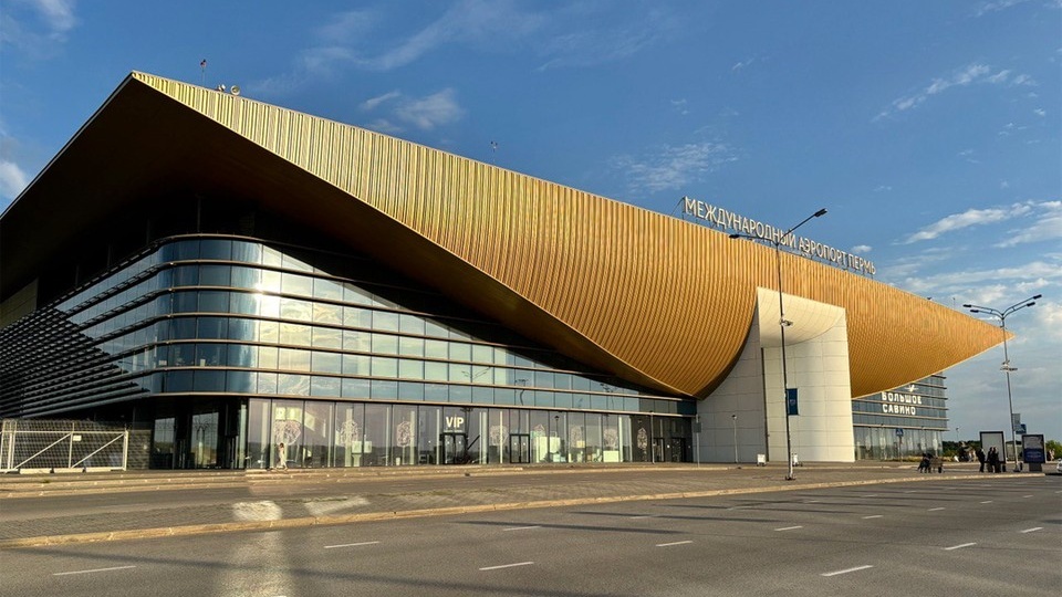 В Калининграде на 17 часов задержали вылет самолета в Пермь