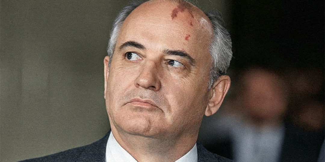 От раскулаченного деда до Генсека: путь, который начался со ухода Сталина