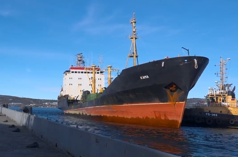 Танкер «Кама» вернулся домой после 220 суток в море