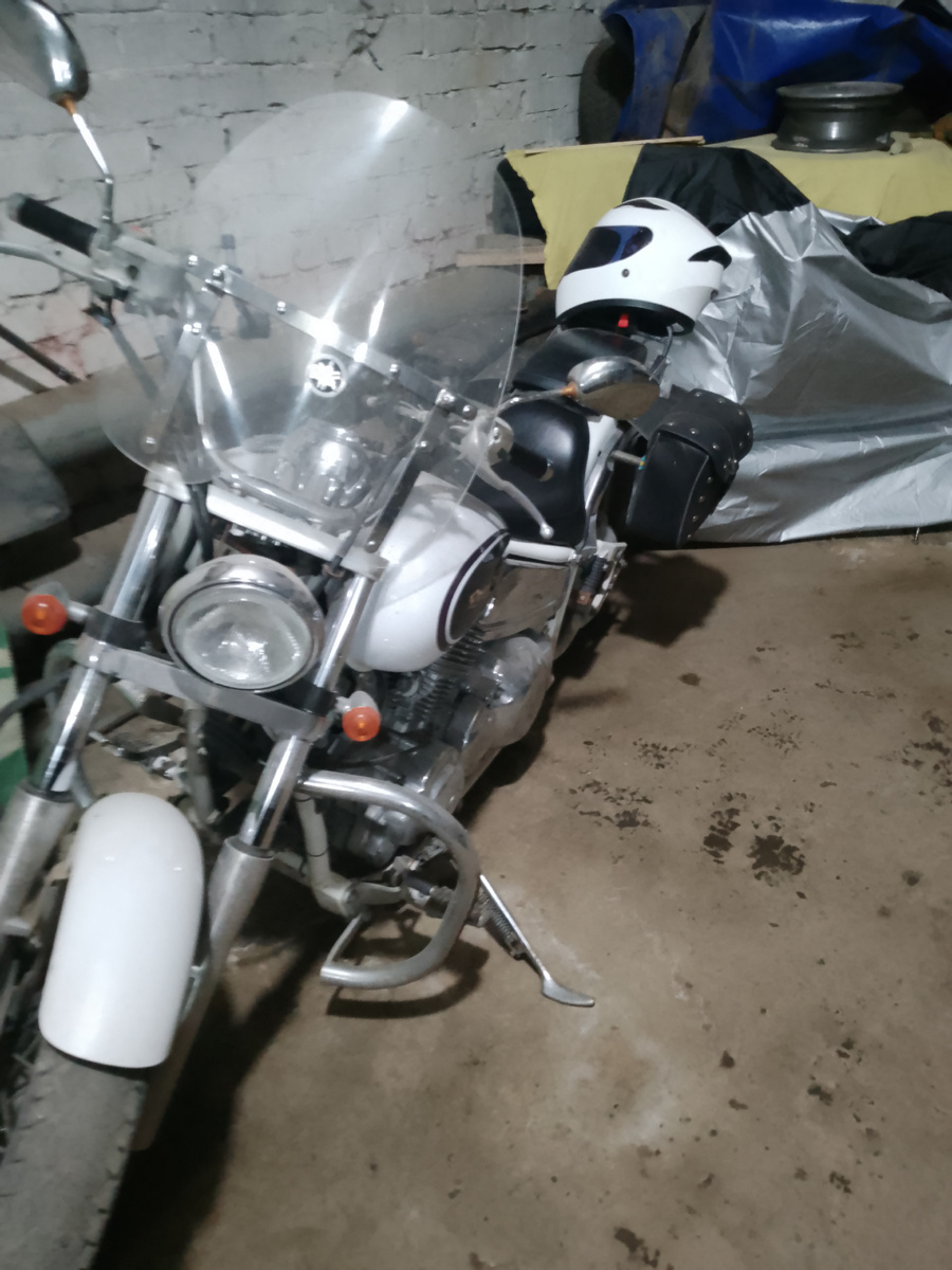 Фото моего первого мотоцикла  Yamaha Drag Star 400