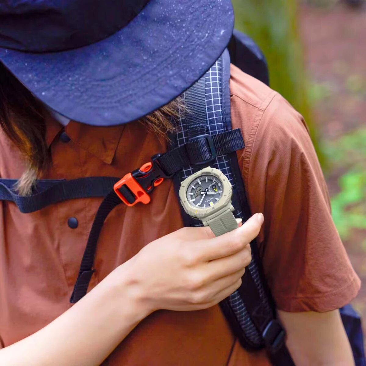 Часы Pro Trek PRJ‑B001‑7E — рекордсмен по весу и удобству 