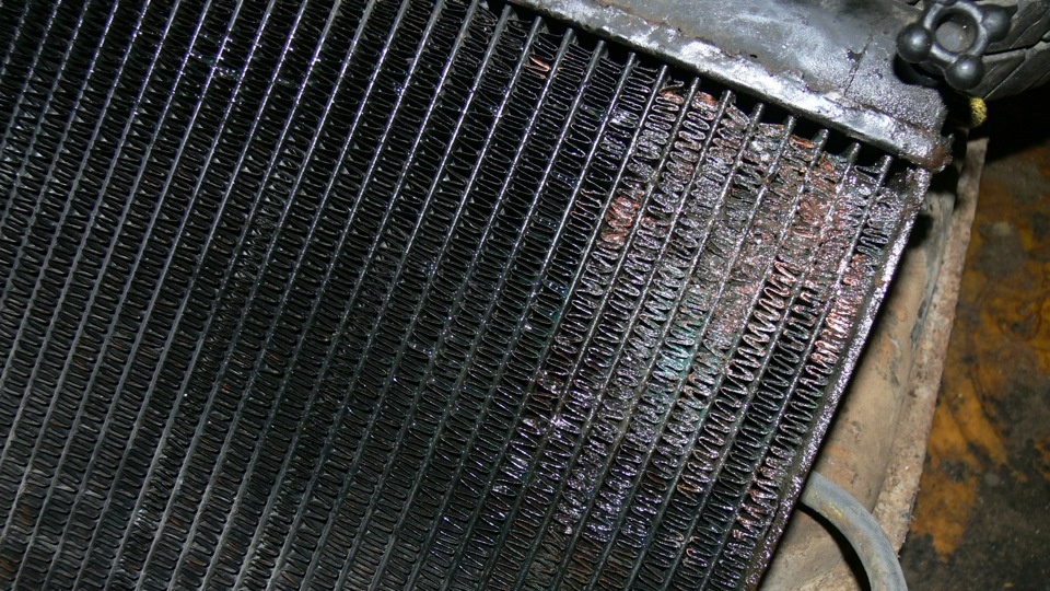 Можно ли защитить современные радиаторы от «гниения»? Разбираем мифы и реальные способы продлить жизнь