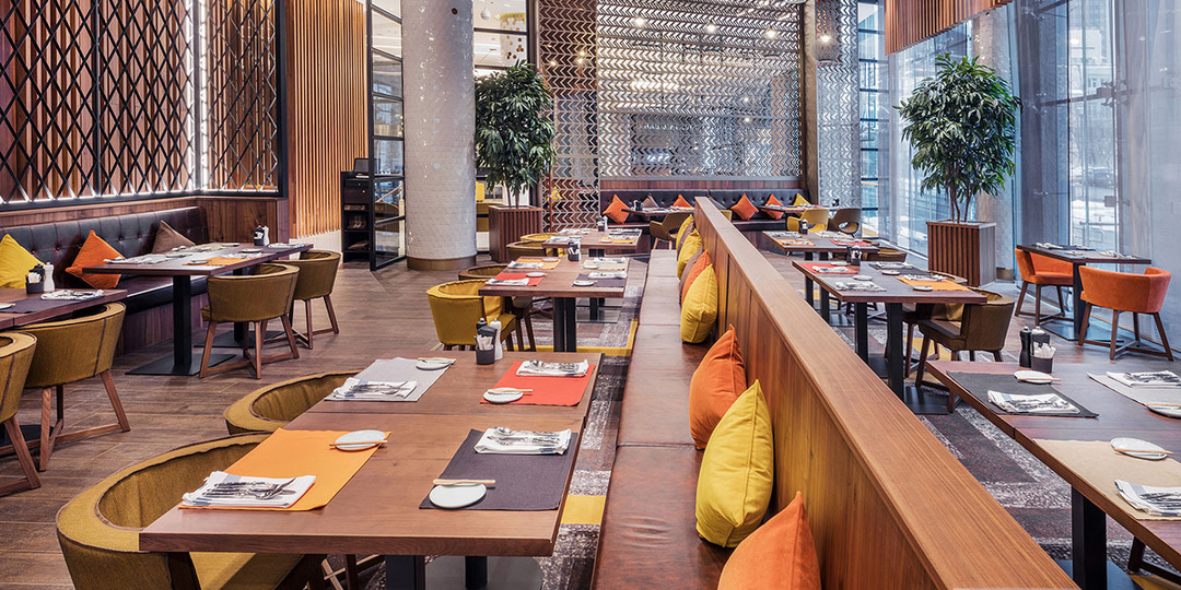 Почему закрываются рестораны в Москве