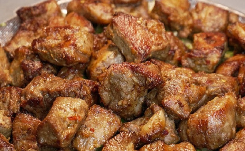 Домашняя свинина по-грузински: как приготовить мягкое мясо с насыщенным вкусом  