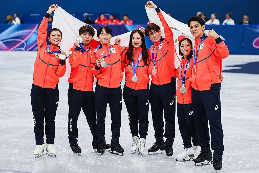 Команда японских фигуристов, ОИ-26. Фото ISU