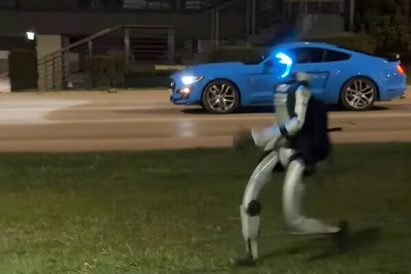 edwardwarchoki/Instagram   📷