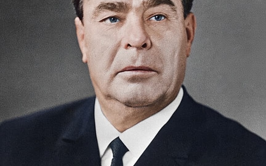 Лучший руководитель,лучшая страна! Слава СССР .