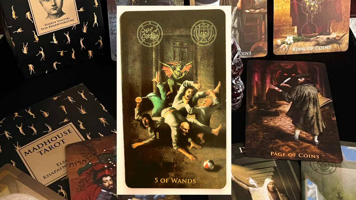 Пятёрка Жезлов. Photo «Madhouse Tarot» by Eugene Vinitski, Elsa Khapatnukovski