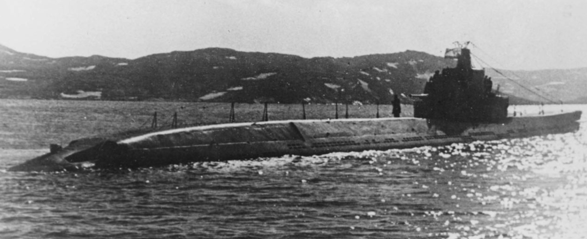 Советская подводная лодка К-21