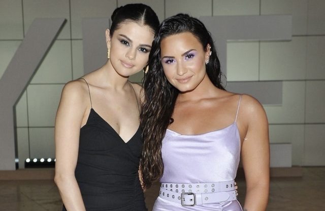    Селена Гомес и Деми Ловато. Фото: Donato Sardella / Getty Images