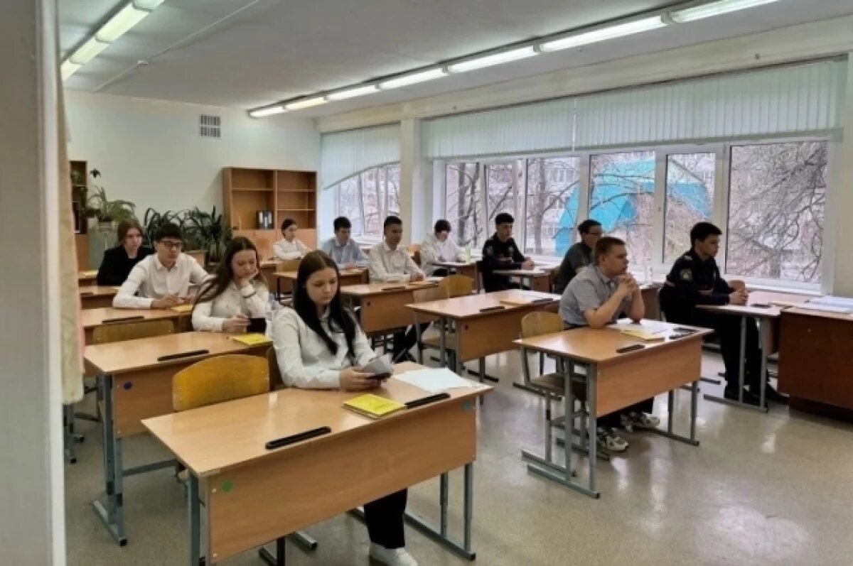    Ульяновские 9-классники потренировались в сдаче экзамена по русскому языку