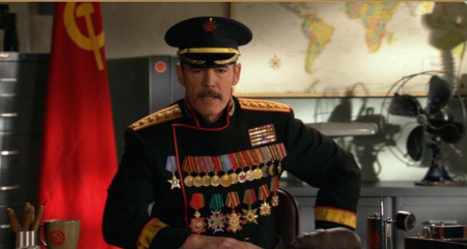 К сожалению таких героев со временем все больше, все они в Афган не влезли, вот и разбрелись по просторам Советской Армии